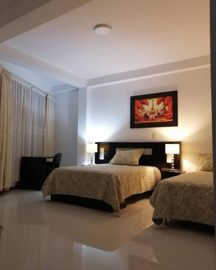 Deluxe Hotel Talara - A 5 Minutos Del Aeropuerto Y Plaza De Armas Habitación foto